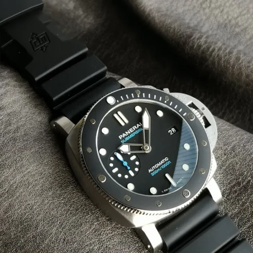 Replica Panerai Luminor Submersible PAM00683
