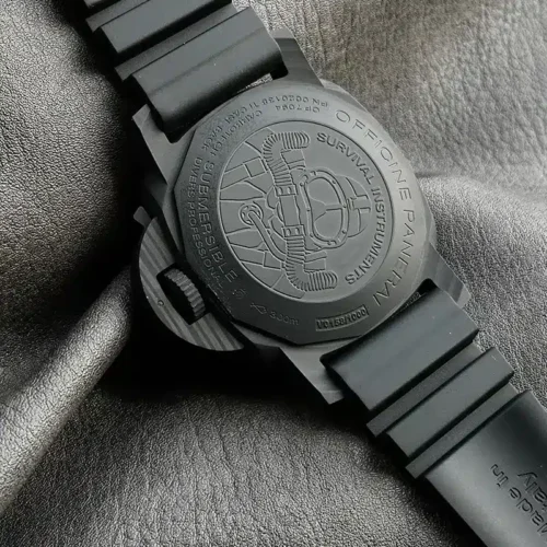 Replica Panerai Submersible Stealth PAM00979