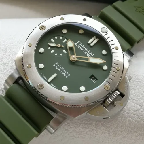 Replica Panerai Submersible Stealth PAM01055