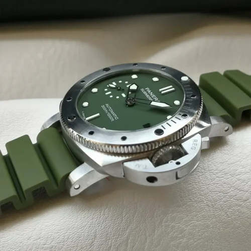 Replica Panerai Submersible Stealth PAM01055