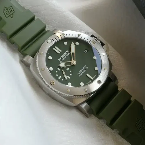 Replica Panerai Submersible Stealth PAM01055