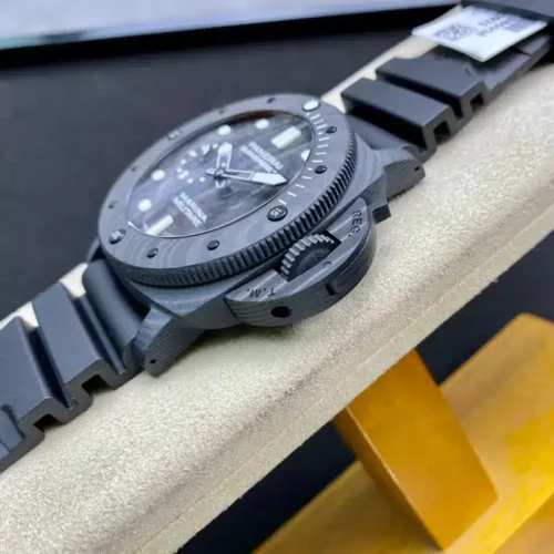Replica Panerai Submersible PAM0979