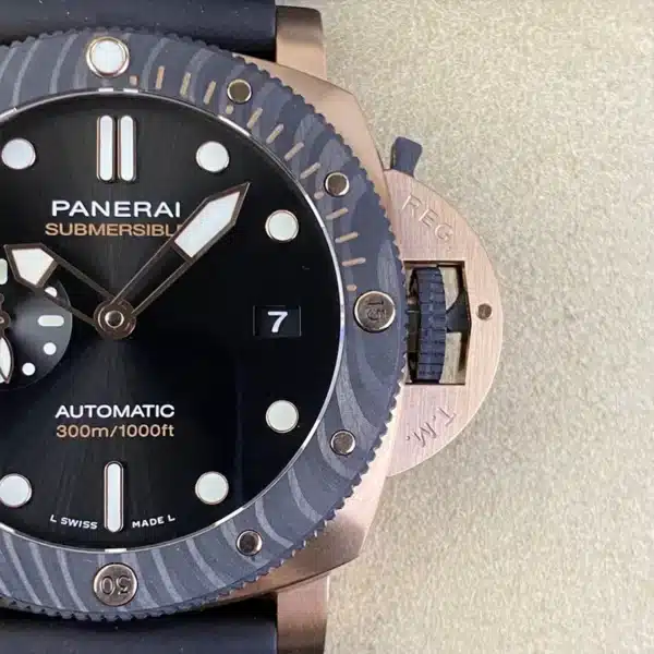 Replica Panerai PAM 1070 Submersible Goldtech OroCarbo