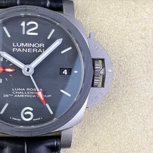 Replica Panerai Luminor Luna Rossa Gmt Pam1096
