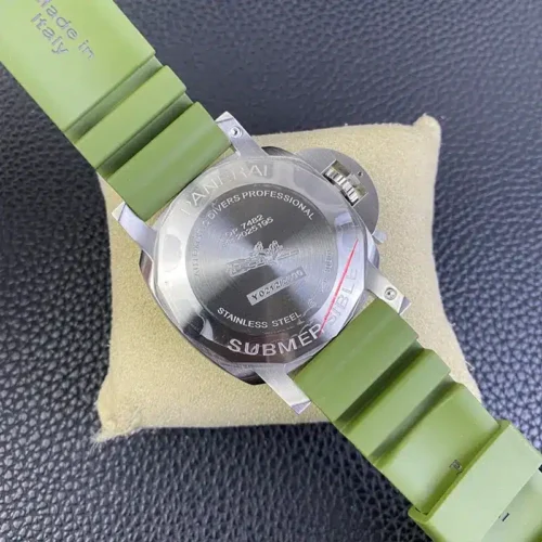 Replica Panerai Submersible Bianco Pam 1226 44mm