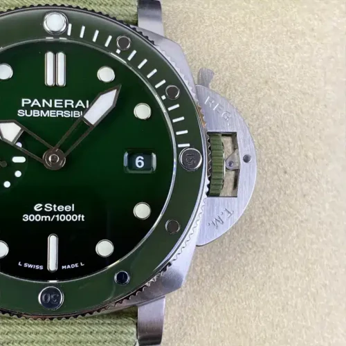 Replica Panerai Submersible PAM1287 QuarantaQuattro Verde Smeraldo