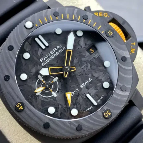Replica Panerai Submersible Pam1324