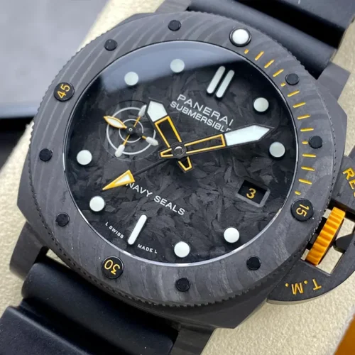 Replica Panerai Submersible Pam1324