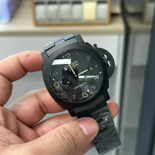 Replica Panerai Pam 438