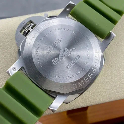 Panerai PAM 1226 Submersible QuarantaQuattro Bianco 44mm