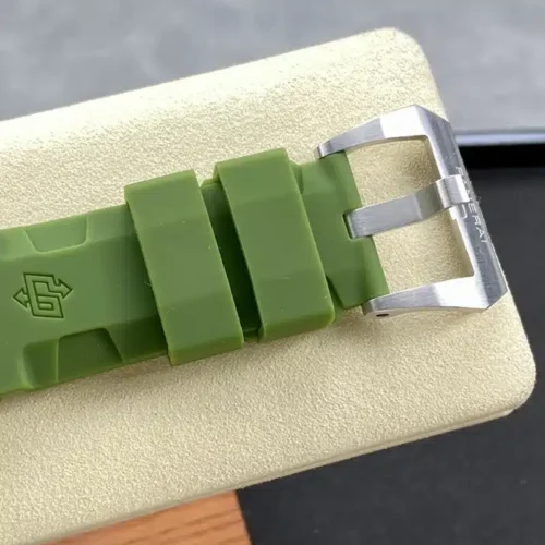 Panerai PAM 1226 Submersible QuarantaQuattro Bianco 44mm