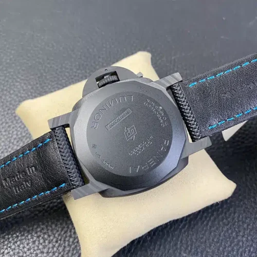 Replica Panerai Luminor Marina Carbotech PAM1661