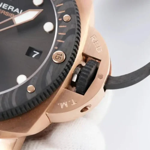 Replica Panerai Submersible Goldtech OroCarbo PAM1070