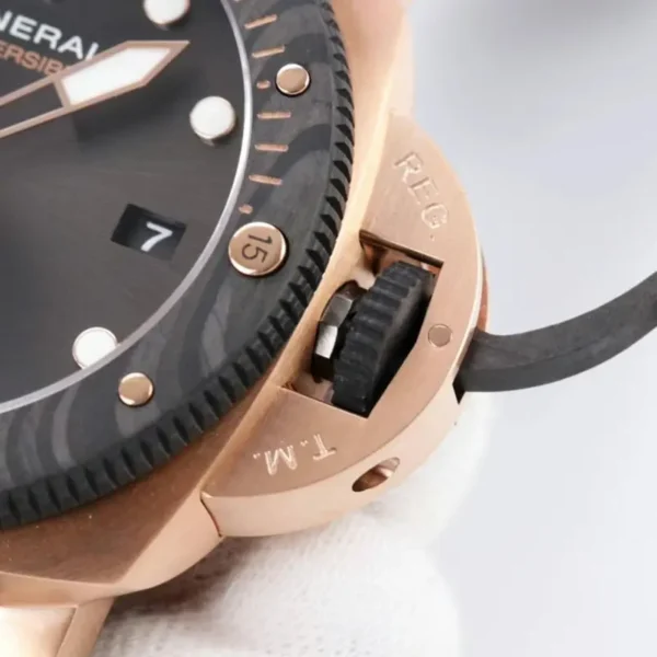 Replica Panerai Submersible Goldtech OroCarbo PAM1070