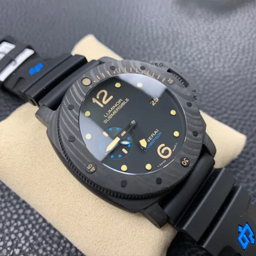 Replica Panerai Submersible PAM616 Carbotech